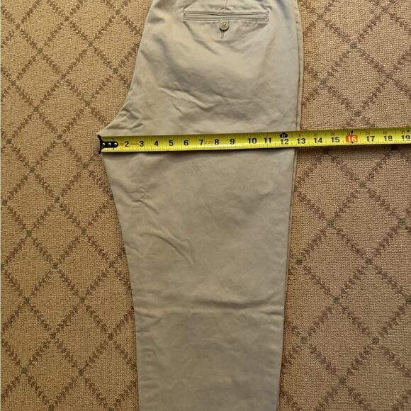 J. Crew Broken In style 770 Khaki Pants 34x32 - Picture 7 of 11